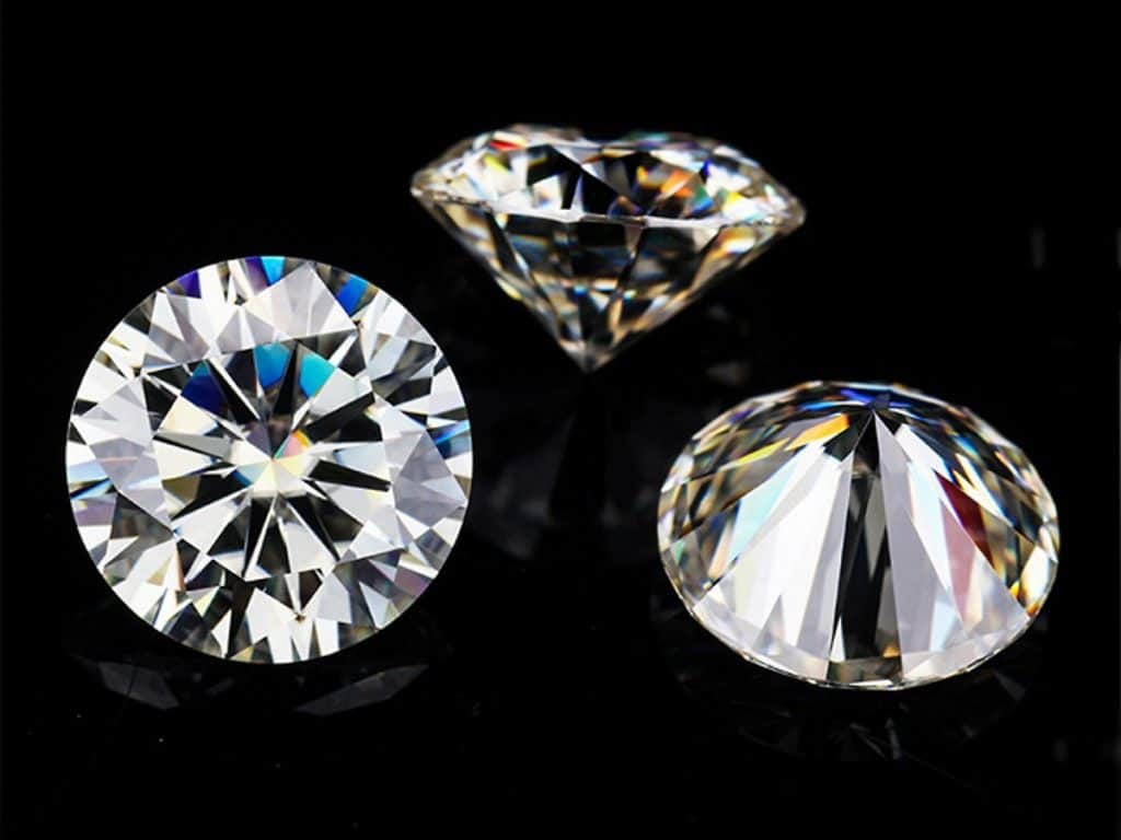Cách phân biệt kim cương thiên nhiên và nhân tạo - Bùi Đức Diamond